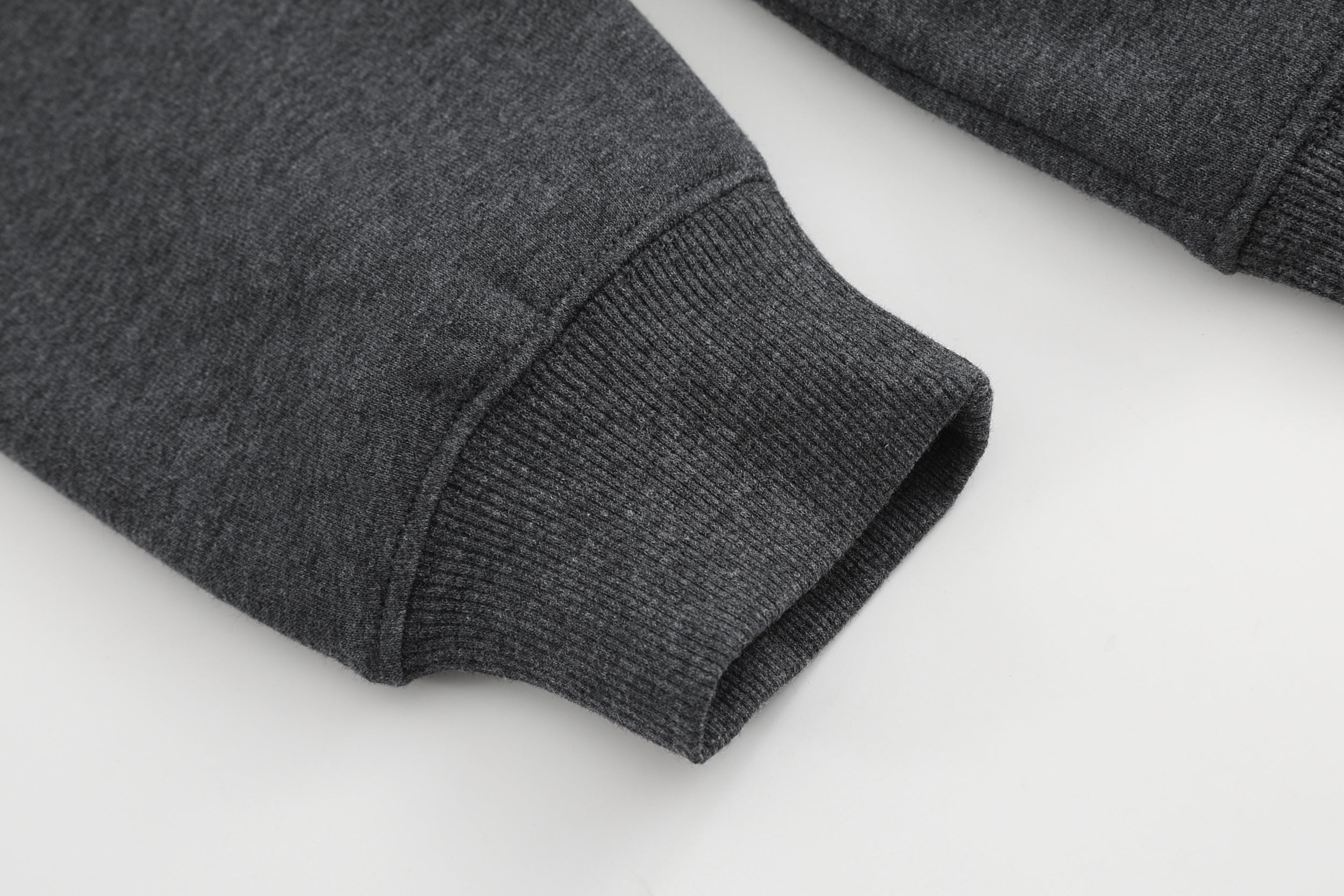 Custom Team Hooded Sweatshirt – 270 g Heavy Brushed Fleece Pullover with Drawstring